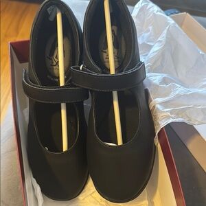 Hush Puppies Girl's Lexi Mary Jane Flat NWT black size 4